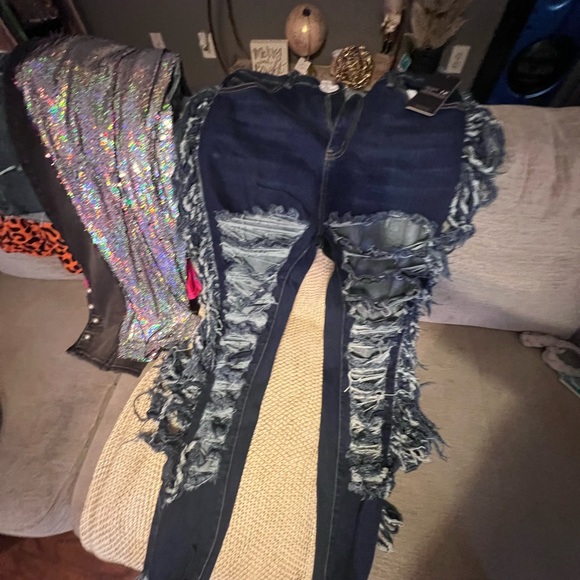 Plus size clothes - Picture 4 of 11